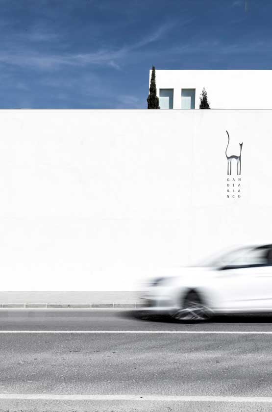 puerta parking Ventacan