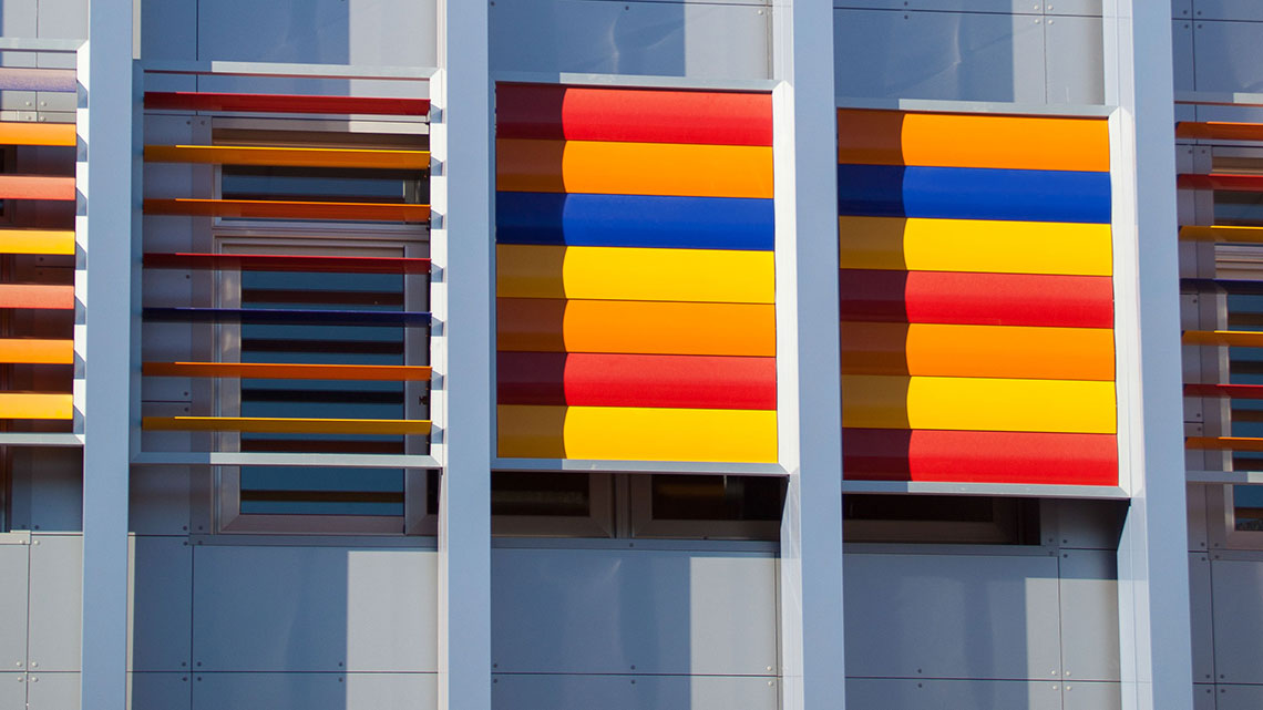 celosías colores Colegio en Denia