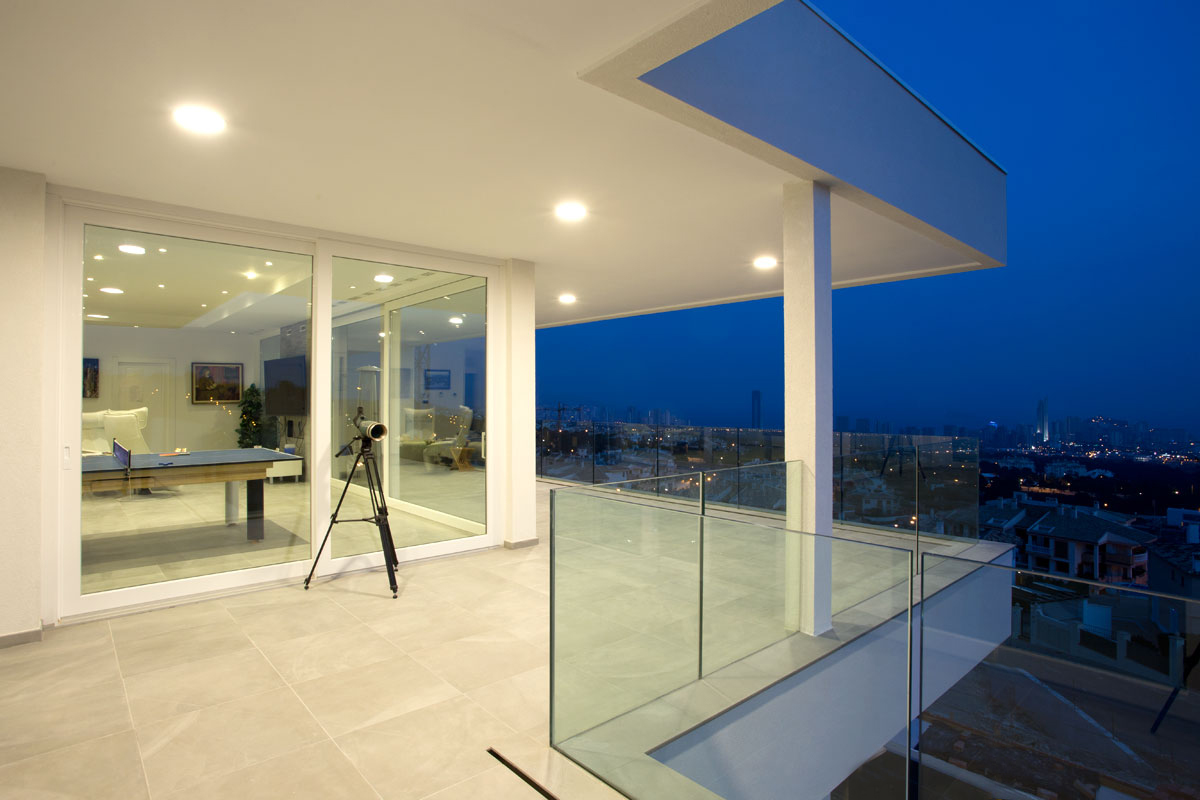 ventanas y cerramientos Ventacan para vivienda en Finestrat