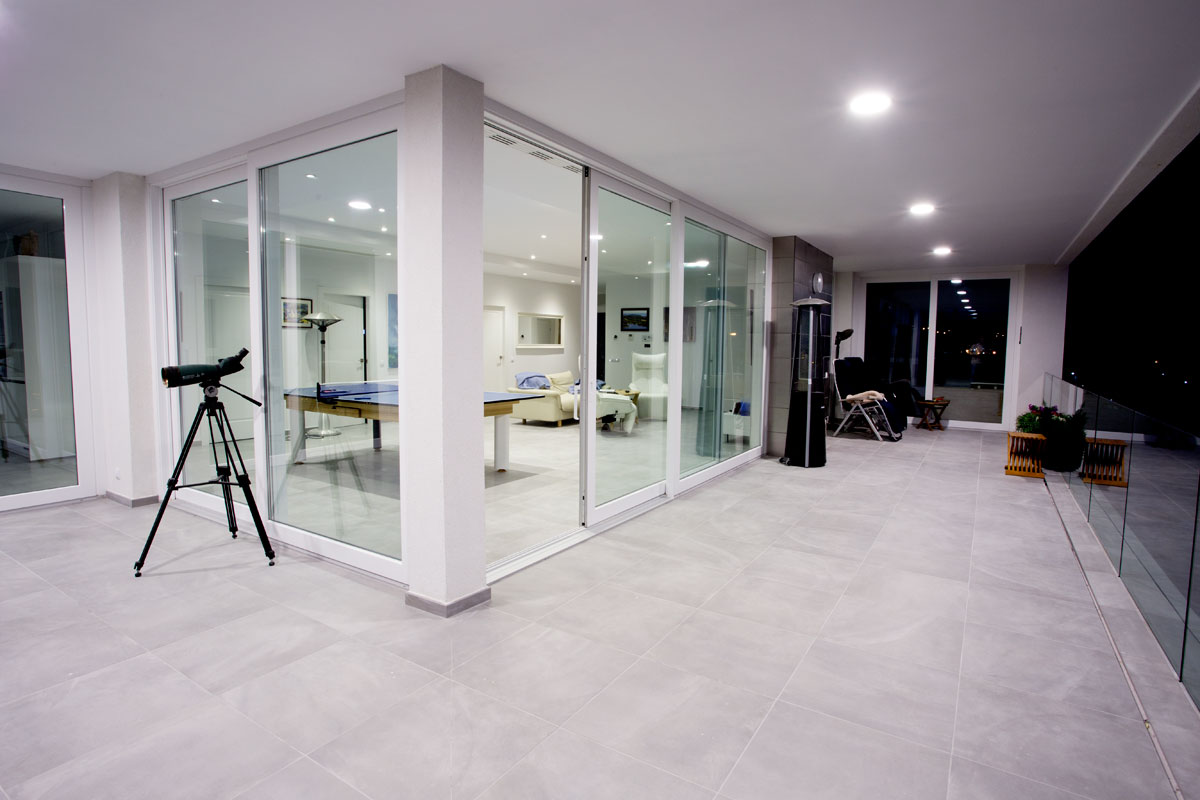 ventanas y cerramientos Ventacan para vivienda en Finestrat